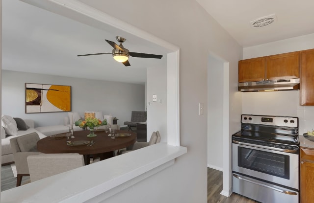 1190 Birch Apartments Gallery 2