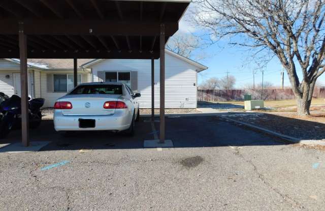 Affordable Three Bedroom End Unit - 393 Sunnyside Circle, Clifton, CO 81504