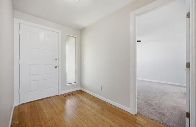 2419 Grand Ronde Gallery 4