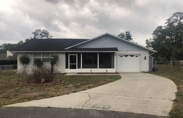 250 W Goldentuft Court - 250 West Golden Tuft Court, Beverly Hills, FL 34465