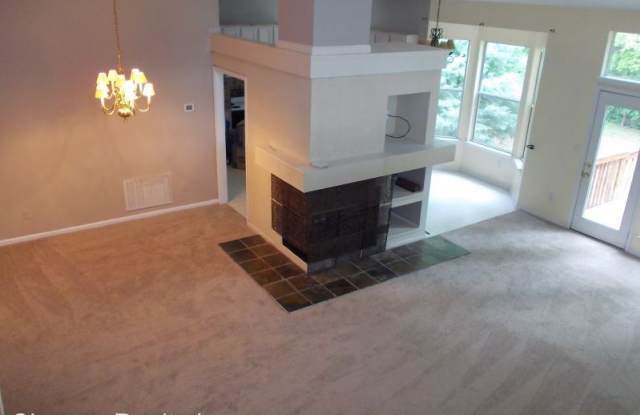 10325 Ashley Farm Drive Gallery 4