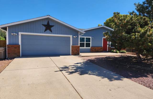 Stunning 3 bed / 2 bath Solar Home in Desirable Location photos photos