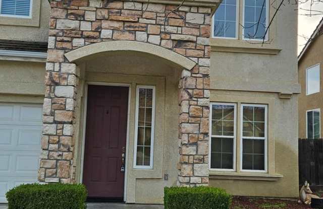 Large Six bedroom home for rent. photos photos