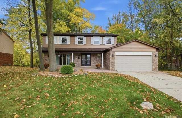 441 Pinehurst Drive Gallery 2