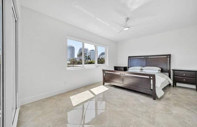 720 Bayshore Drive photos photos