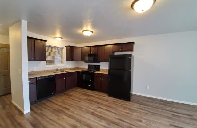 408 North Sioux Boulevard - 7 photos photos 408 North Sioux Boulevard - 7 photos photos