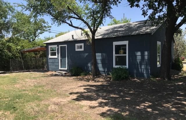 1217 N 10th Street - 1217 North 10th Street, Abilene, TX 79601