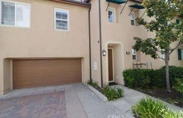 160 HAYWARD - 160 Hayward, Irvine, CA 92602