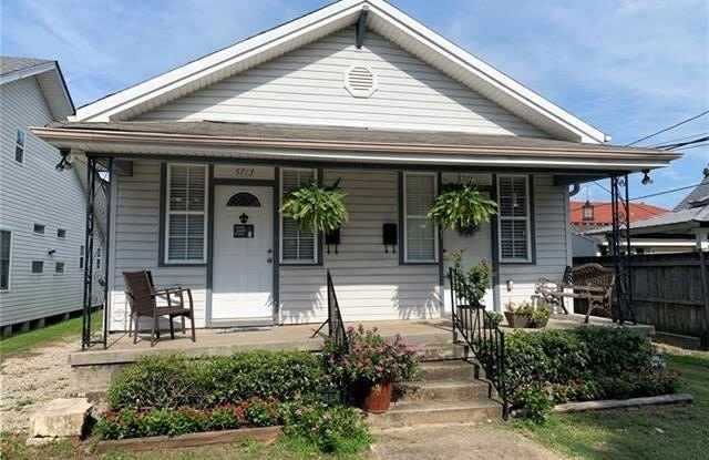 5713 ROSEMARY Street Gallery 1