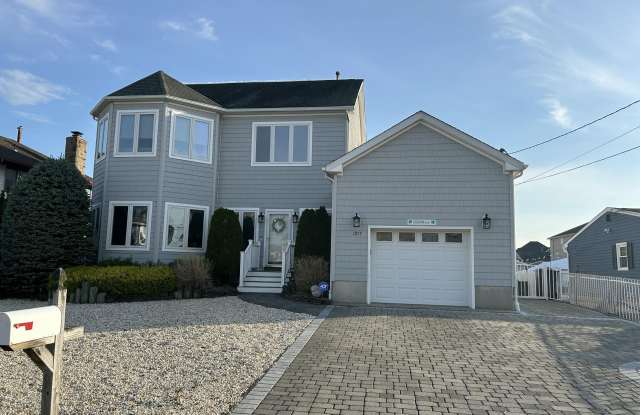 1877 Compass Court photos photos