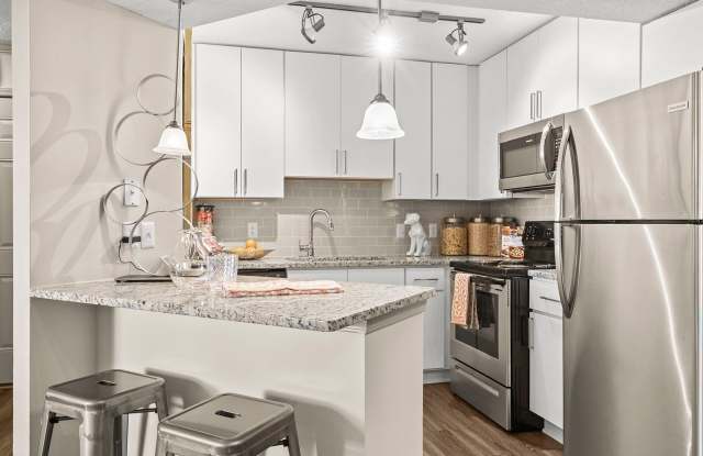 Cortland Uptown Buckhead photos photos