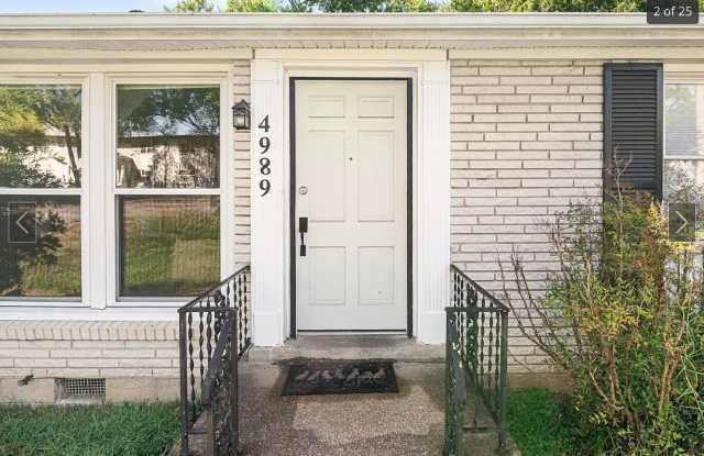 4989 Edmondson Pike Gallery 2
