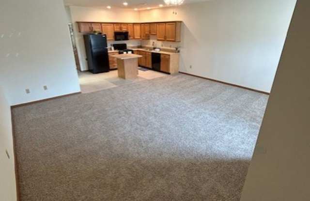 Quiet Neighborhood - Troy, OH (2 Bedroom Ranch Condo with Attached Garage) Gallery 4
