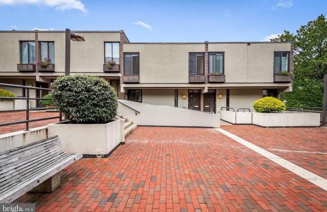 2302 WINEBERRY Terrace Gallery 2
