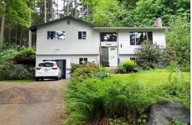 17250 Ne 156th Ct - 17250 Northeast 156th Court, Cottage Lake, WA 98072