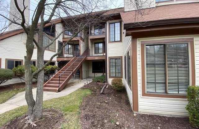 6004-D CURTIER Drive unit: D - 6004 Curtier Drive, Franconia, VA 22310