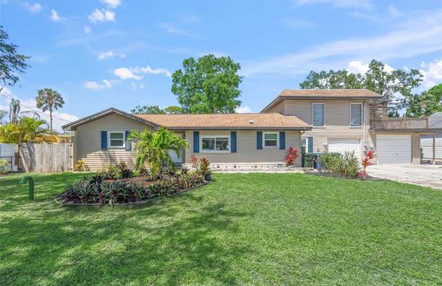 2927 FOREST LANE photos photos