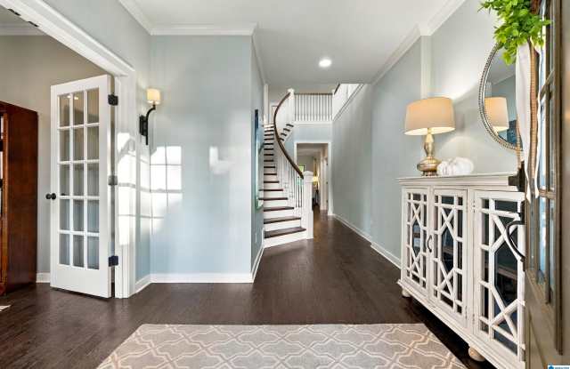2302 SOUTHAMPTON DRIVE Gallery 4
