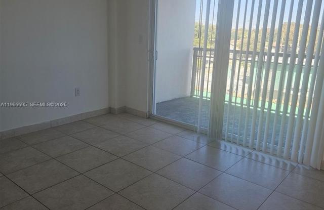 2647 NW 25th Ave photos photos