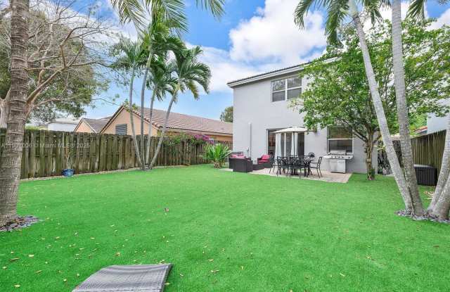 1431 Southeast 18th Terrace - 1431 Southeast 18th Terrace, Homestead, FL 33035