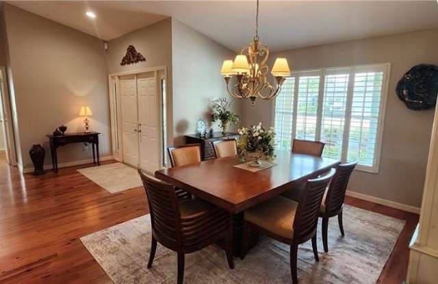 1417 Foxfire Ln Gallery 2