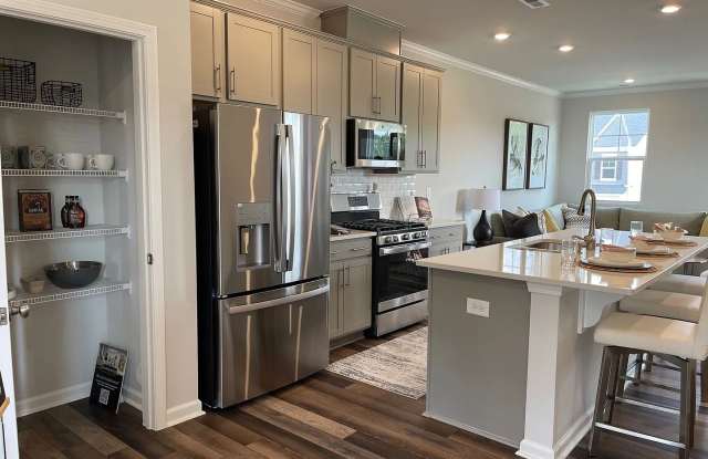 Room in 3 Bedroom Home at Carolina Springs Blvd Gallery 3