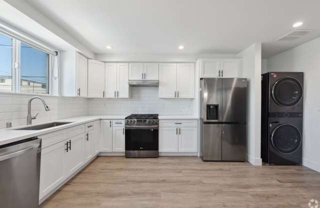 MH 1297 W 36th St photos photos