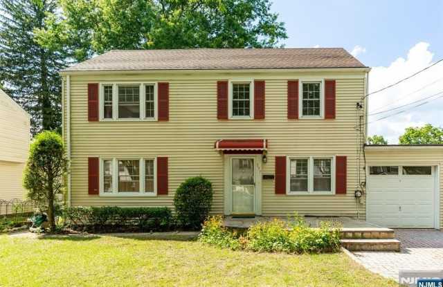 397 Hickory Avenue photos photos