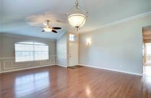 4101 Durbin Drive Gallery 3