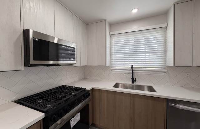 Stylish Fully Renovated 3-Bedroom Home with a Large Backyard - 7949 Aldea Avenue, Los Angeles, CA 91406