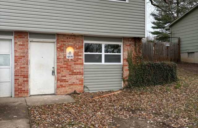 4309-4311 W Bethany Dr photos photos