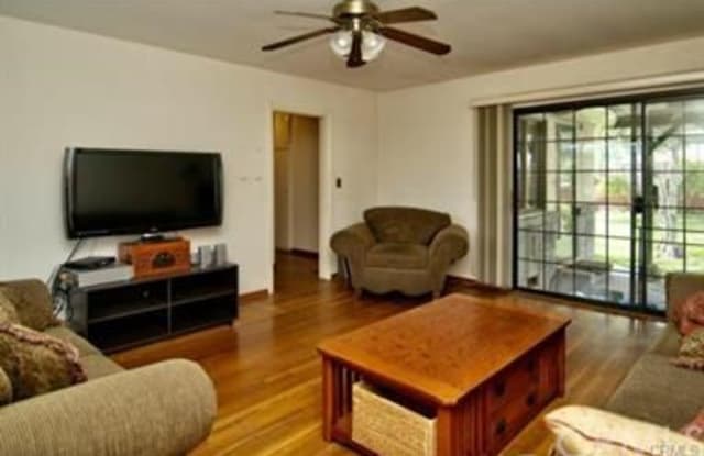 413 Elizabeth Way - 413 Elizabeth Way, Fullerton, CA 92833