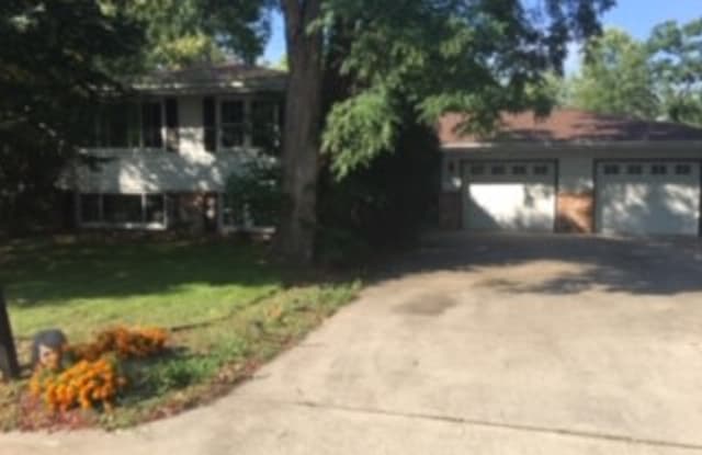 549 Bean St Apt 2 - 549 Bean Street, Anoka, MN 55303