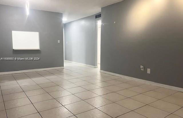 9974 N Kendall Dr - 9974 North Kendall Drive, Kendall, FL 33176