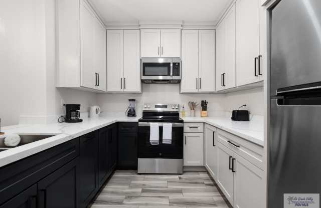 3569 HIDALGO CIR unit: B photos photos