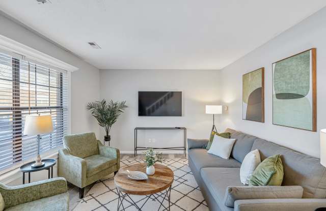 2301 Primrose Drive - 1Apt 7D photos photos