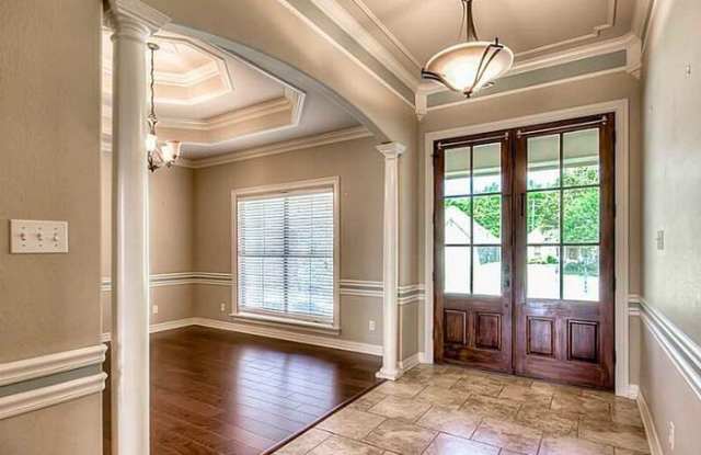 513 Chinquipin Drive Gallery 2