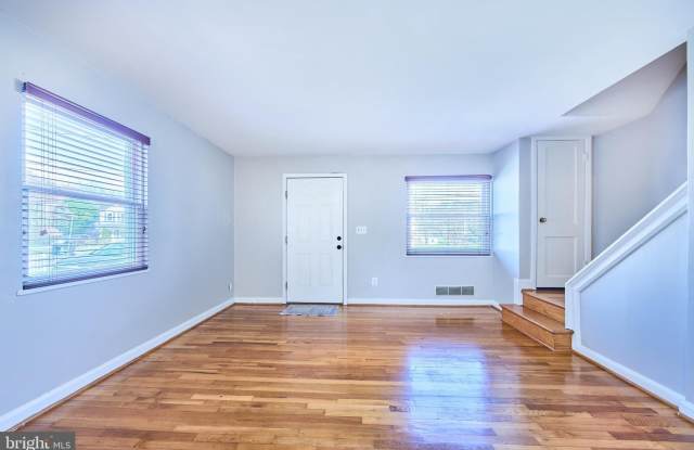 2319 RIVERVIEW Terrace Gallery 4