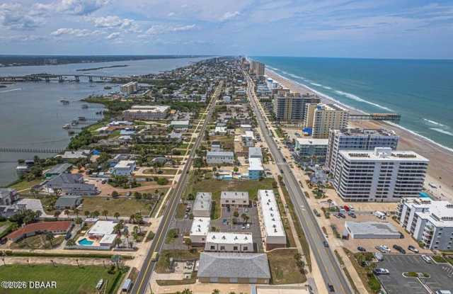Curran Shores North photos photos