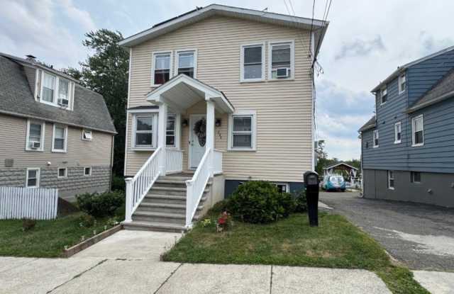 394 N 7Th St photos photos