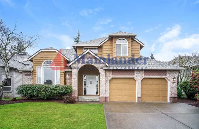 **$1000 OFF FIRST FULL MONTHS RENT** This Great 4 Bedroom Home Sits On A Quarter Acre Beautifully Manicured Lot with Landscaping included Is A Must See! - 9120 Southwest Stono Drive, Tualatin, OR 97062