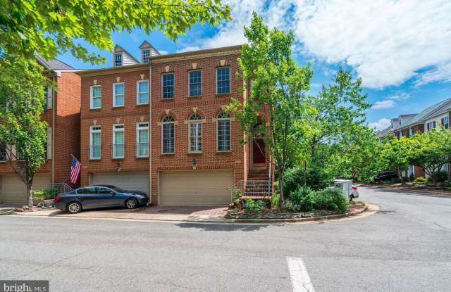 268 MEDLOCK LANE - 268 Medlock Lane, Alexandria, VA 22304