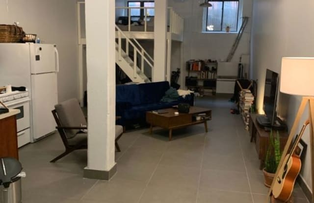 345 Eldert St 8 - 345 Eldert St, Brooklyn, NY 11237