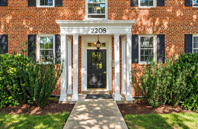 2BD/1BA - Silver Spring Condo - Move In Ready Gallery 1