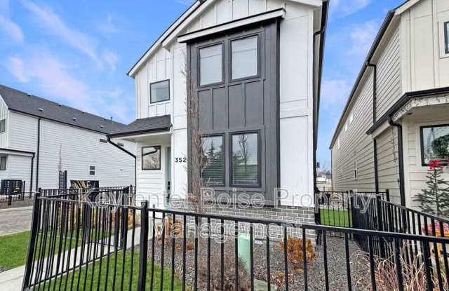 3526 W Anderson St photos photos