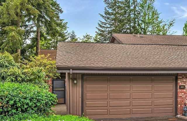133 143rd Pl NE Unit 29 - 133 143rd Place Northeast, Bellevue, WA 98007