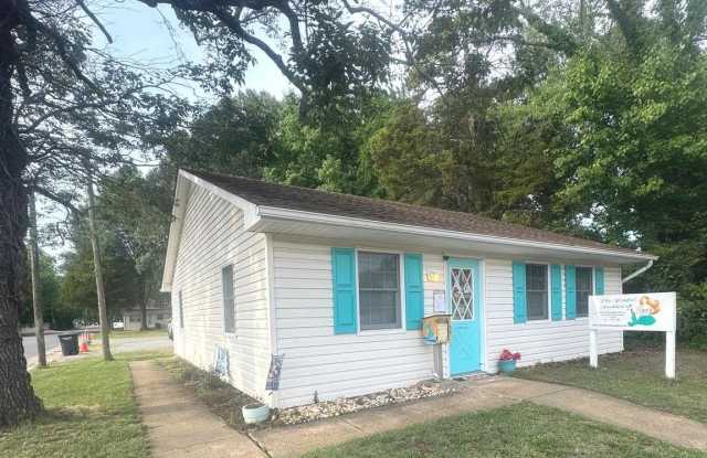 233 COLONIAL Avenue photos photos