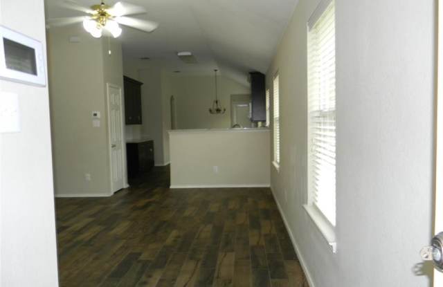 2804 Coyote Ridge Drive Gallery 4