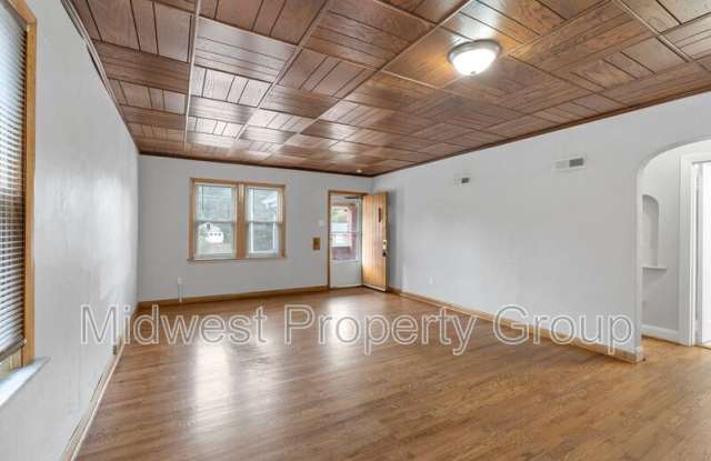 3417 Eminence - 3417 Eminence Boulevard, St. John, MO 63114