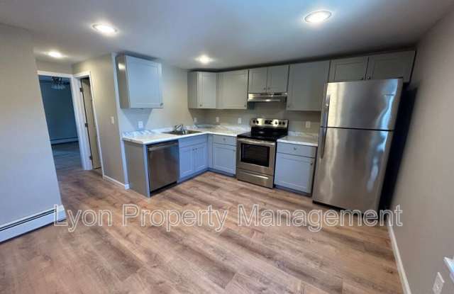 70 Maple St - 70 Maple Street, Danielson, CT 06239